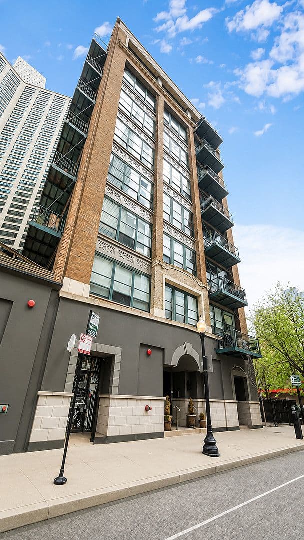 Classic brick loft building facade in the South Loop